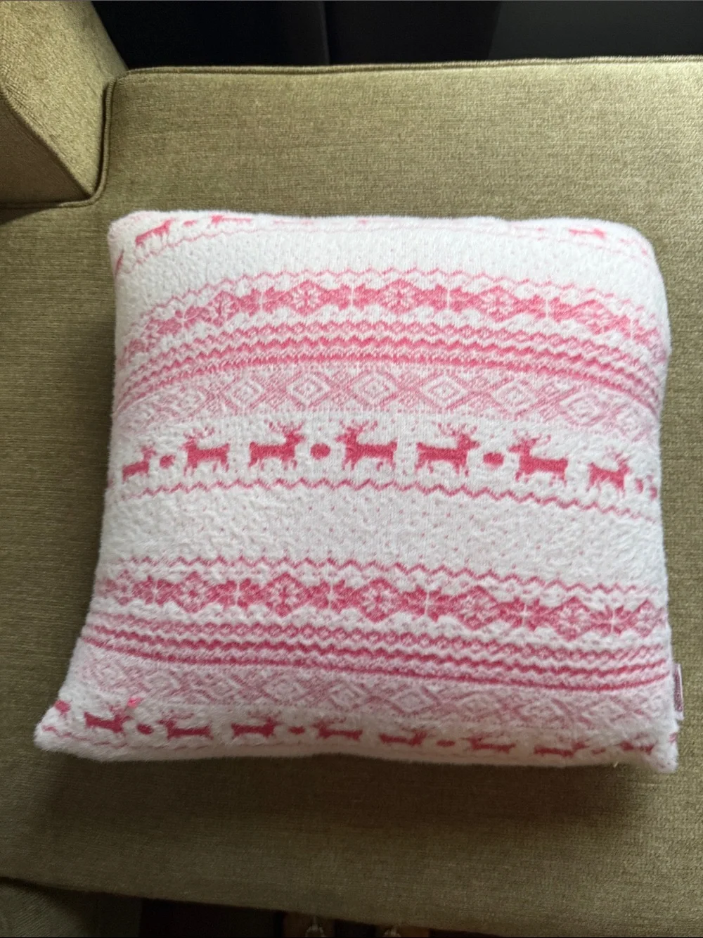 Cozy Pink Reindeer Pattern Throw Pillow